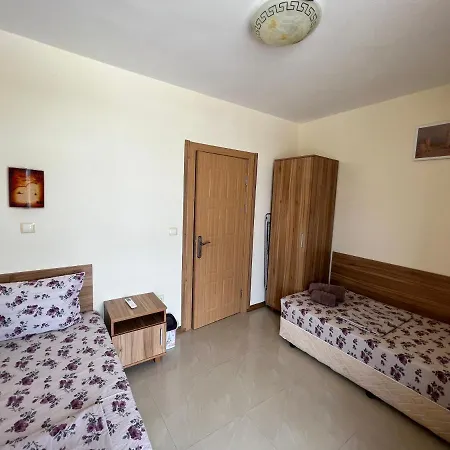 Gradina Garden B33 * Tschernomorez